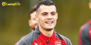 Granit Xhaka - Từ Tranh Cãi Đến Ngôi Sao Mới Của Sunderland